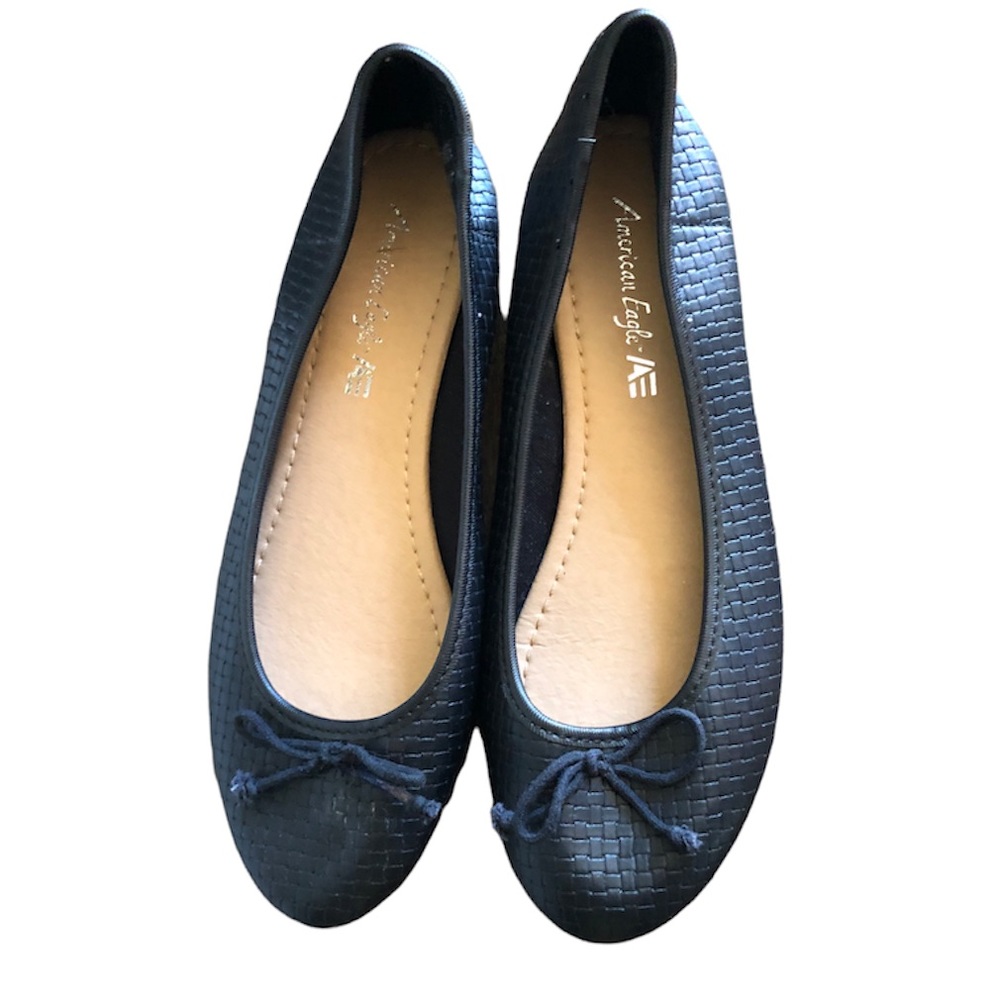 American Eagle Flats Size 8.5 In EUC - Picture 1 of 6